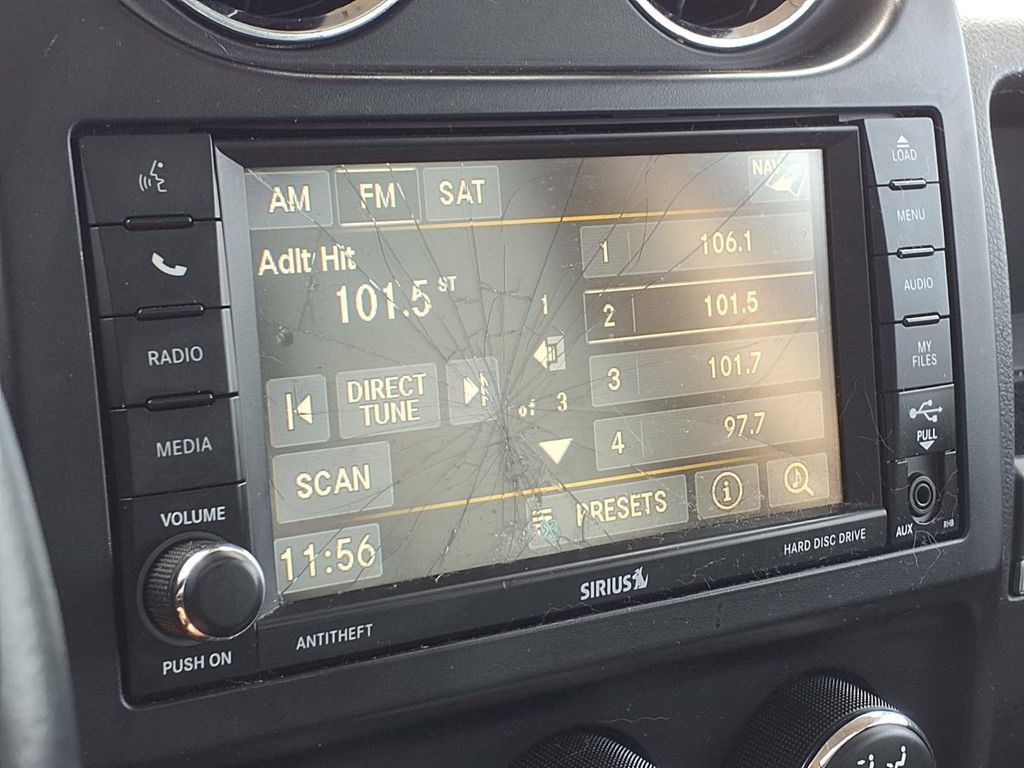 Used 2014 Jeep Patriot Limited w/ Sun/Sound Group AWD/4WD image 16