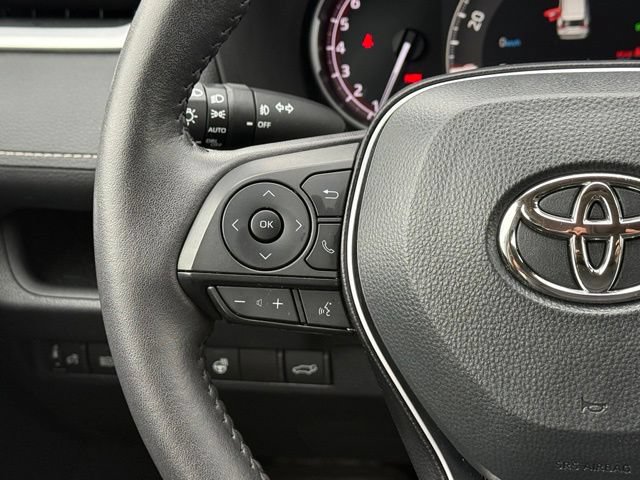 Used 2025 Toyota RAV4 XLE Premium w/ Weather Package AWD/4WD image 9