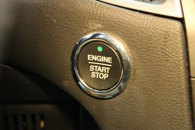 Used 2020 Ford Edge SE image 24