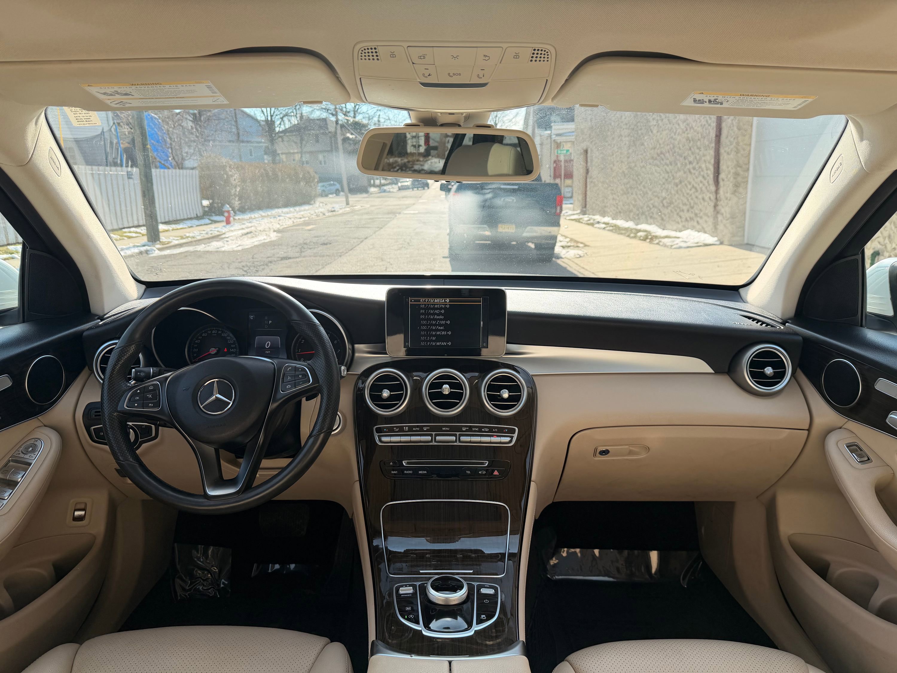 Used 2019 Mercedes-Benz GLC 300 4MATIC image 35