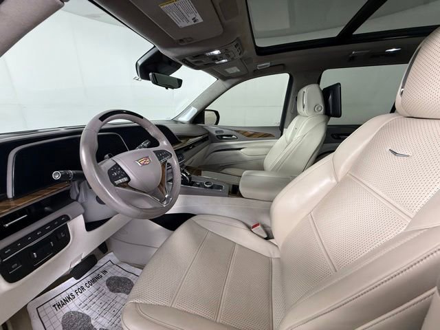 Used 2024 Cadillac Escalade Sport Platinum AWD/4WD image 16
