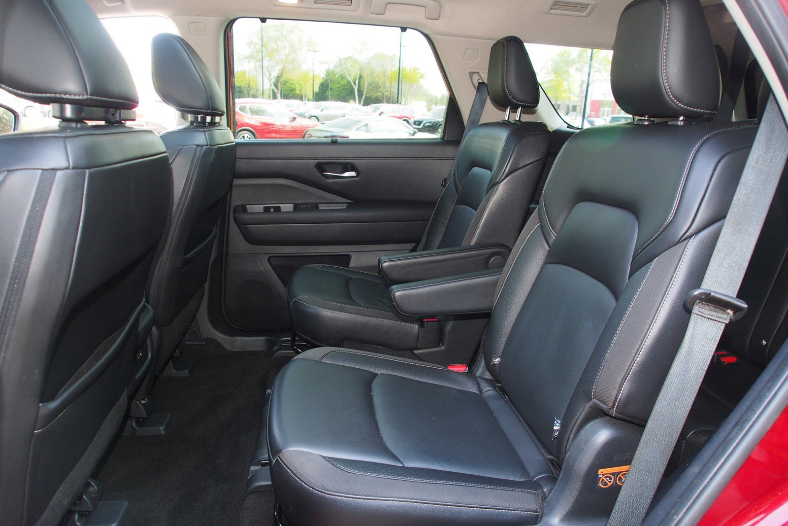 Used 2024 Nissan Pathfinder SL w/ SL Premium Package image 20