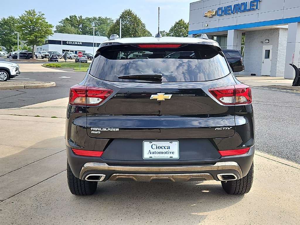 Used 2023 Chevrolet TrailBlazer ACTIV w/ Convenience Package AWD/4WD image 8