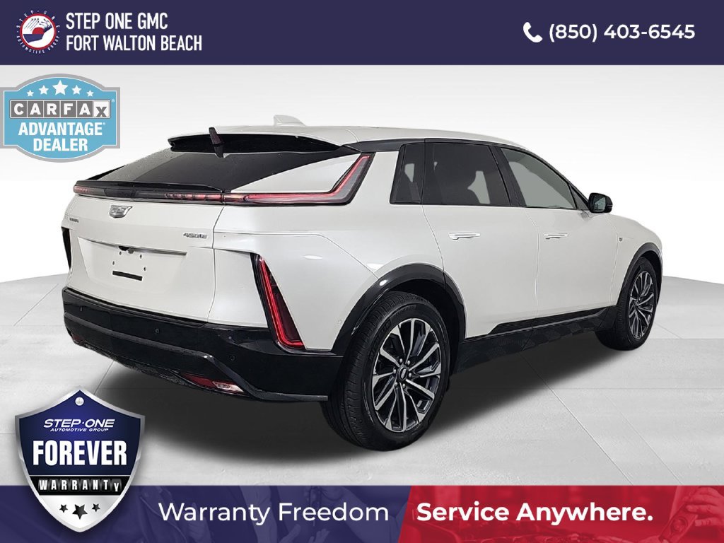Used 2024 Cadillac Lyriq Sport RWD image 5