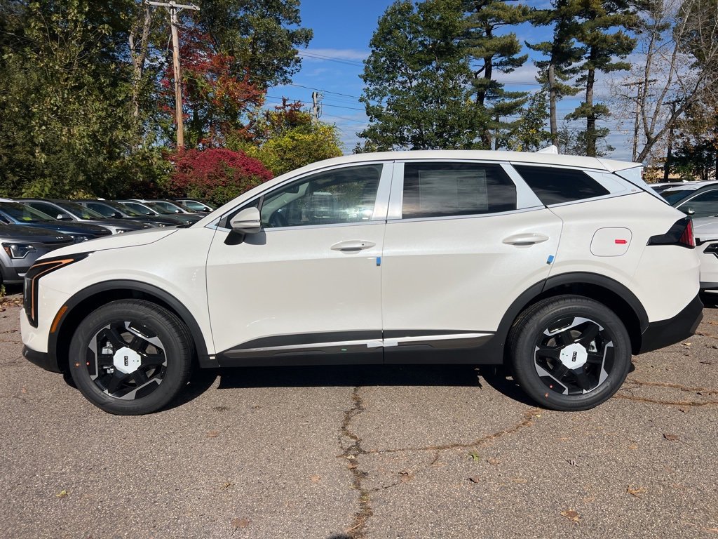 New 2026 Kia Sportage S image 2