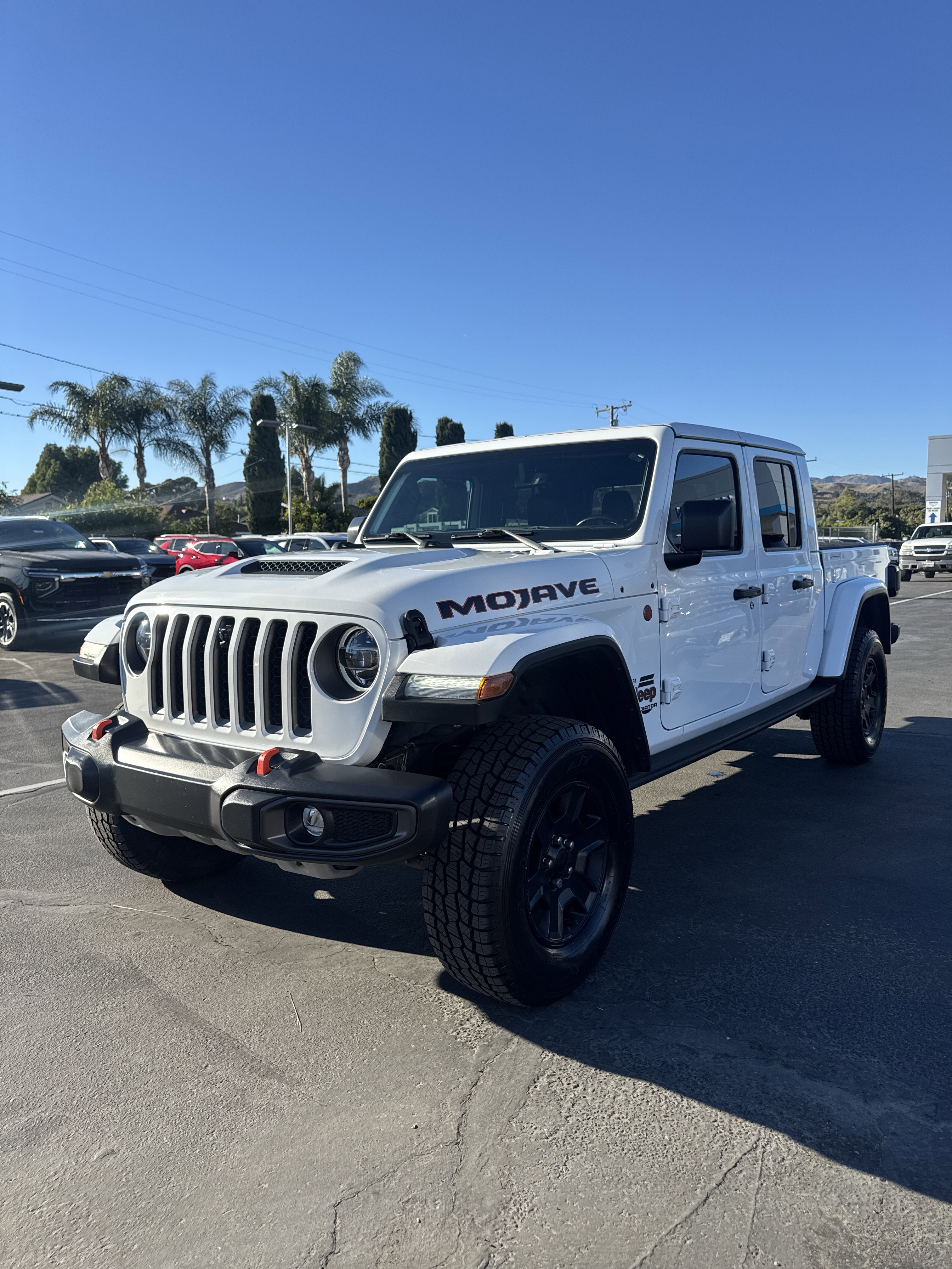 Used 2022 Jeep Gladiator Mojave w/ LED Lighting Group image 7