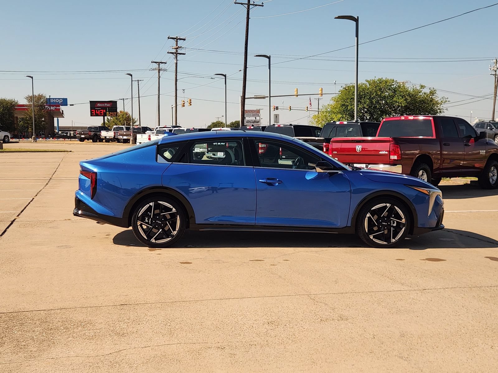 Used 2025 Kia K4 GT-Line w/ GT-Line Premium Package FWD image 7
