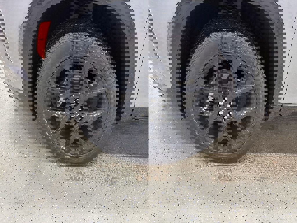 New 2026 Chevrolet Traverse RS image 8