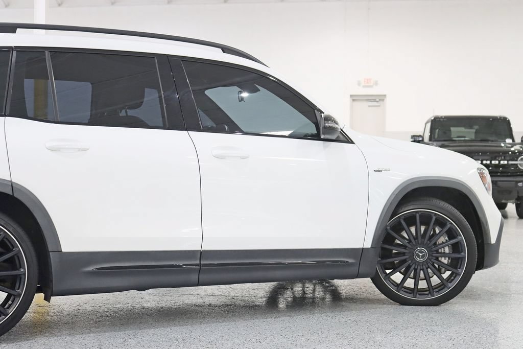 Used 2022 Mercedes-Benz GLB 35 AMG 4MATIC image 11
