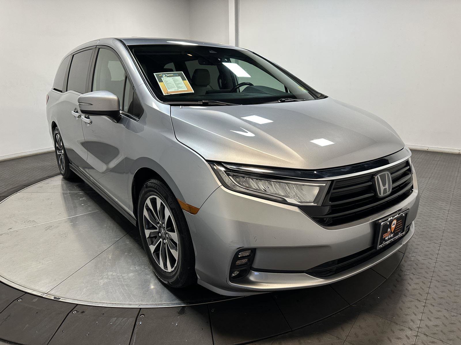 Used 2021 Honda Odyssey EX-L image 2