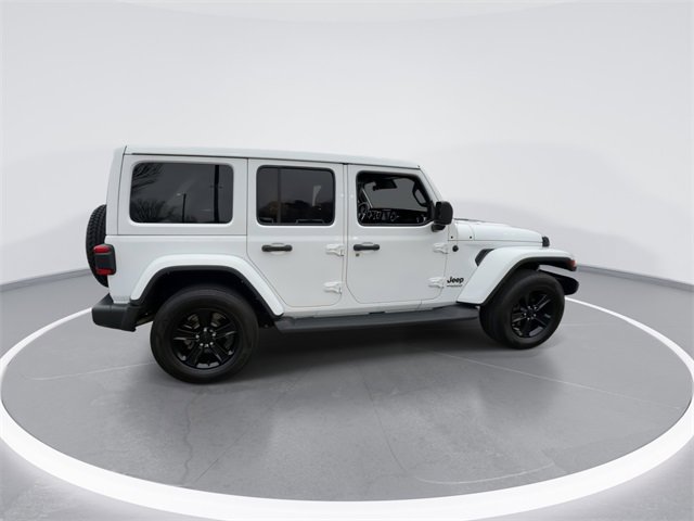 Used 2022 Jeep Wrangler Unlimited Sahara image 9