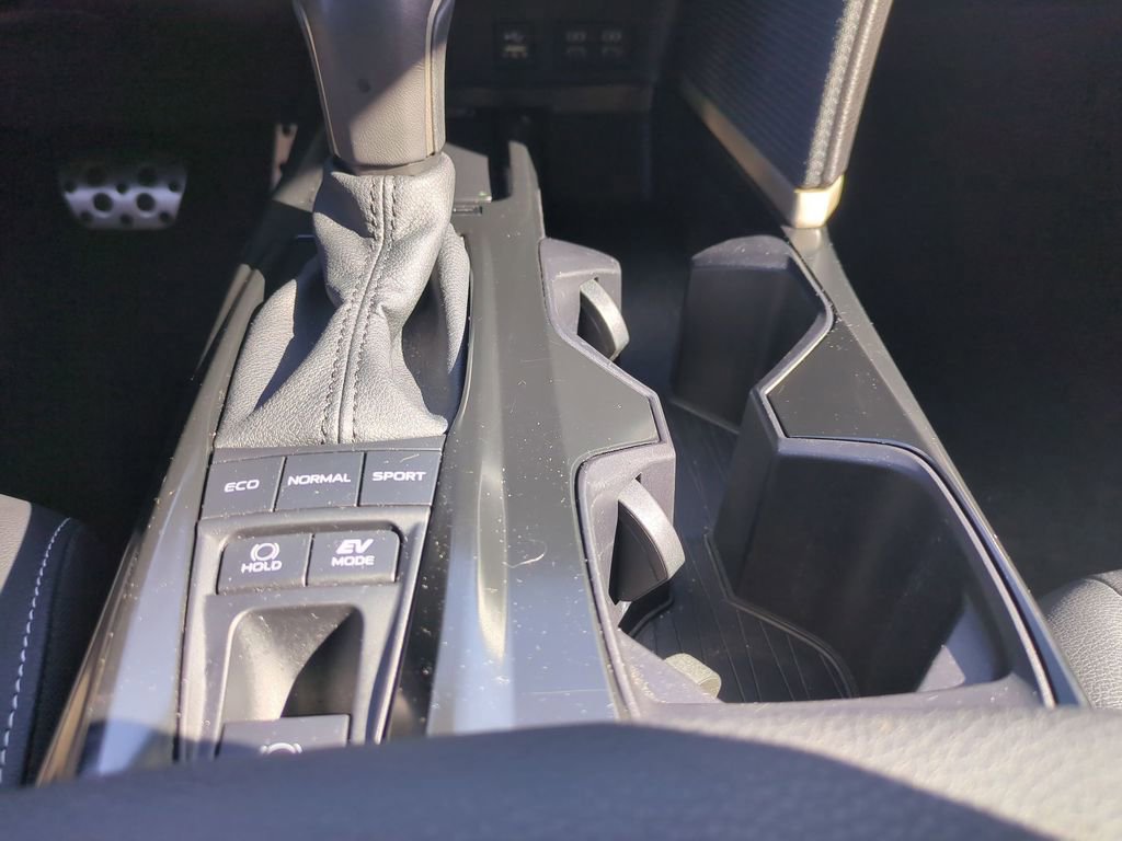 Used 2025 Toyota Camry SE image 24