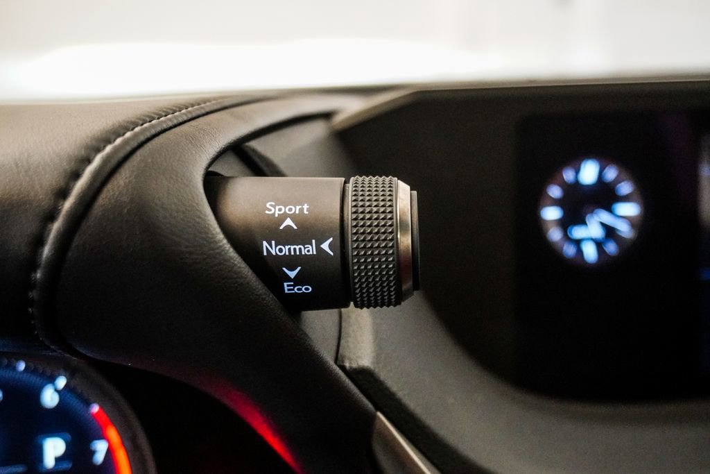 Used 2020 Lexus ES 350 F Sport w/ Accessory Package 2 image 21