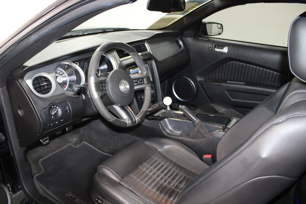 Used 2012 Ford Mustang Shelby GT500 w/ SVT Performance Pkg RWD image 17