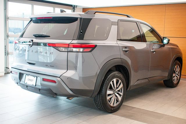 Used 2026 Nissan Pathfinder SL AWD/4WD image 6