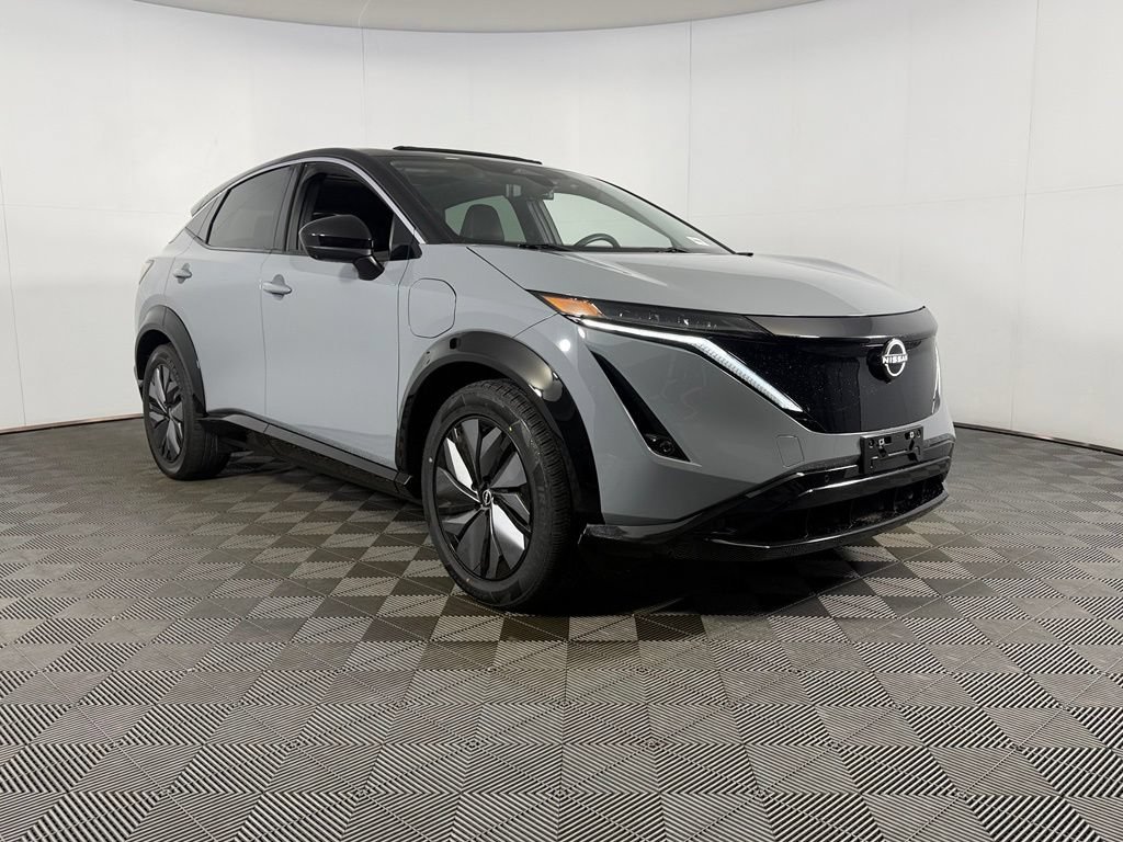 Used 2025 Nissan Ariya FWD image 4