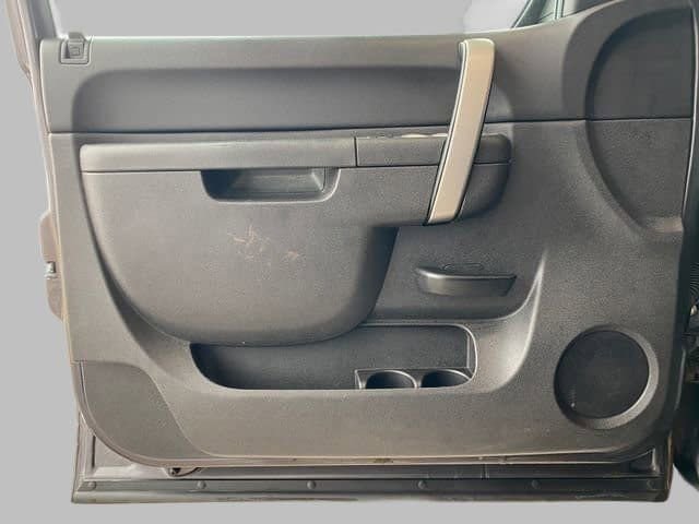 Used 2011 GMC Sierra 1500 SLE w/ Power Tech Package image 10