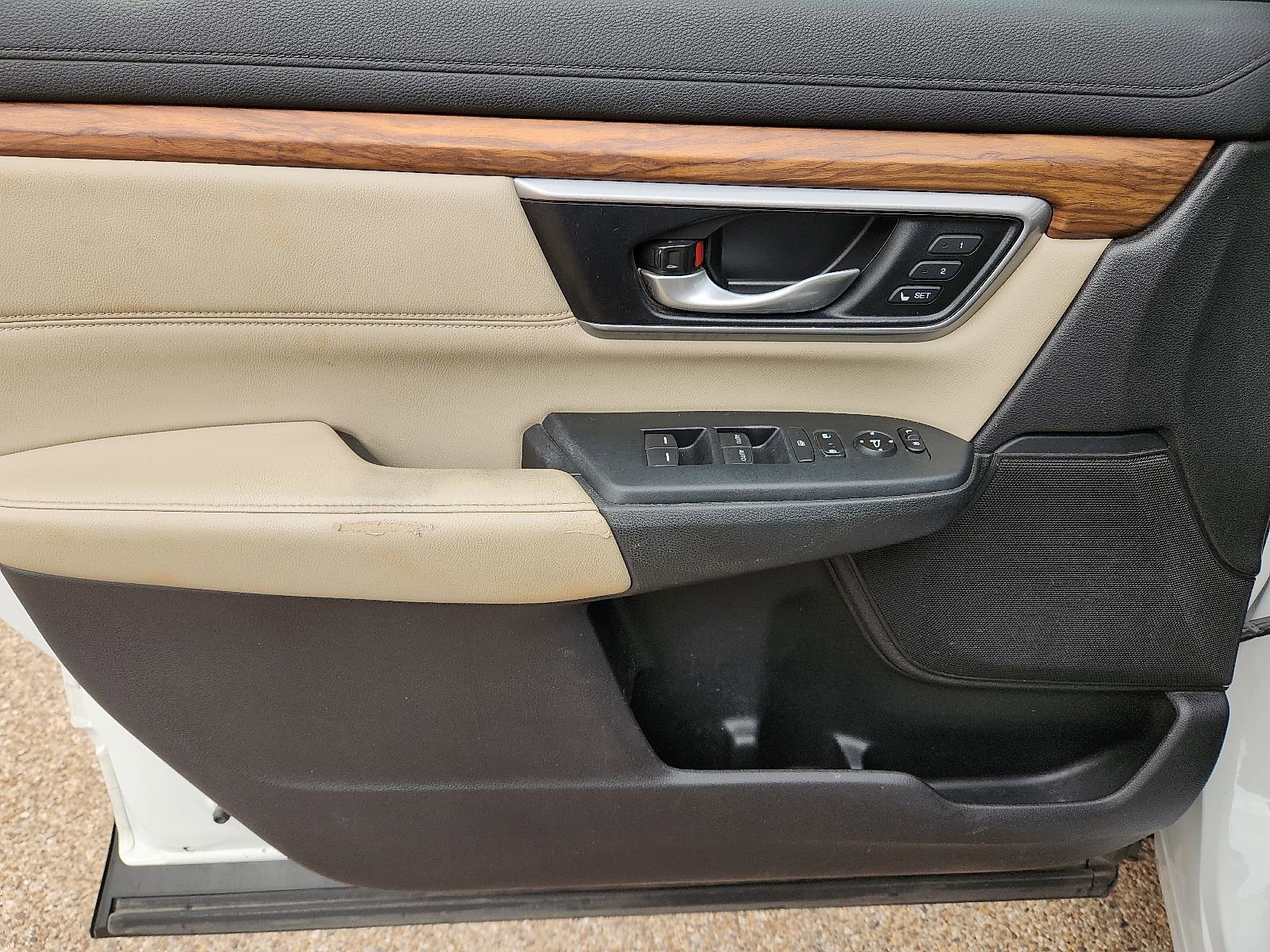 Used 2019 Honda CR-V Touring image 15