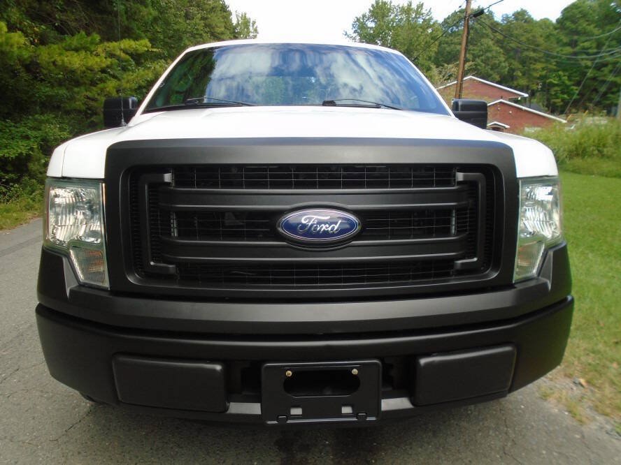 Used 2014 Ford F150 XL w/ Trailer Tow Package RWD image 2