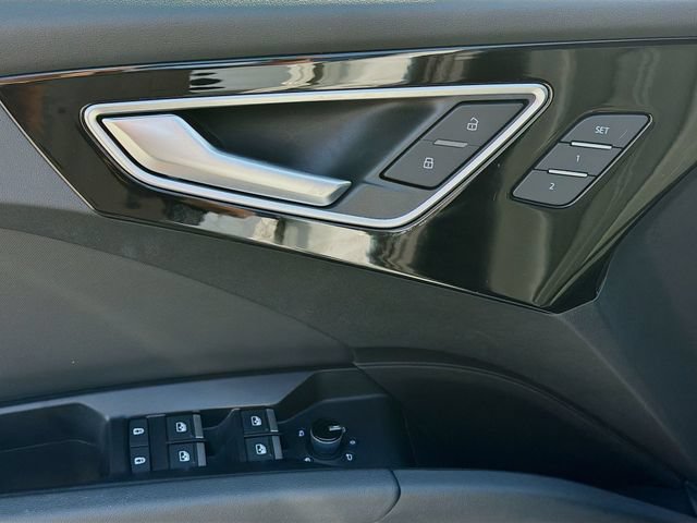 Used 2025 Audi Q4 e-tron Premium w/ Convenience Package RWD image 22