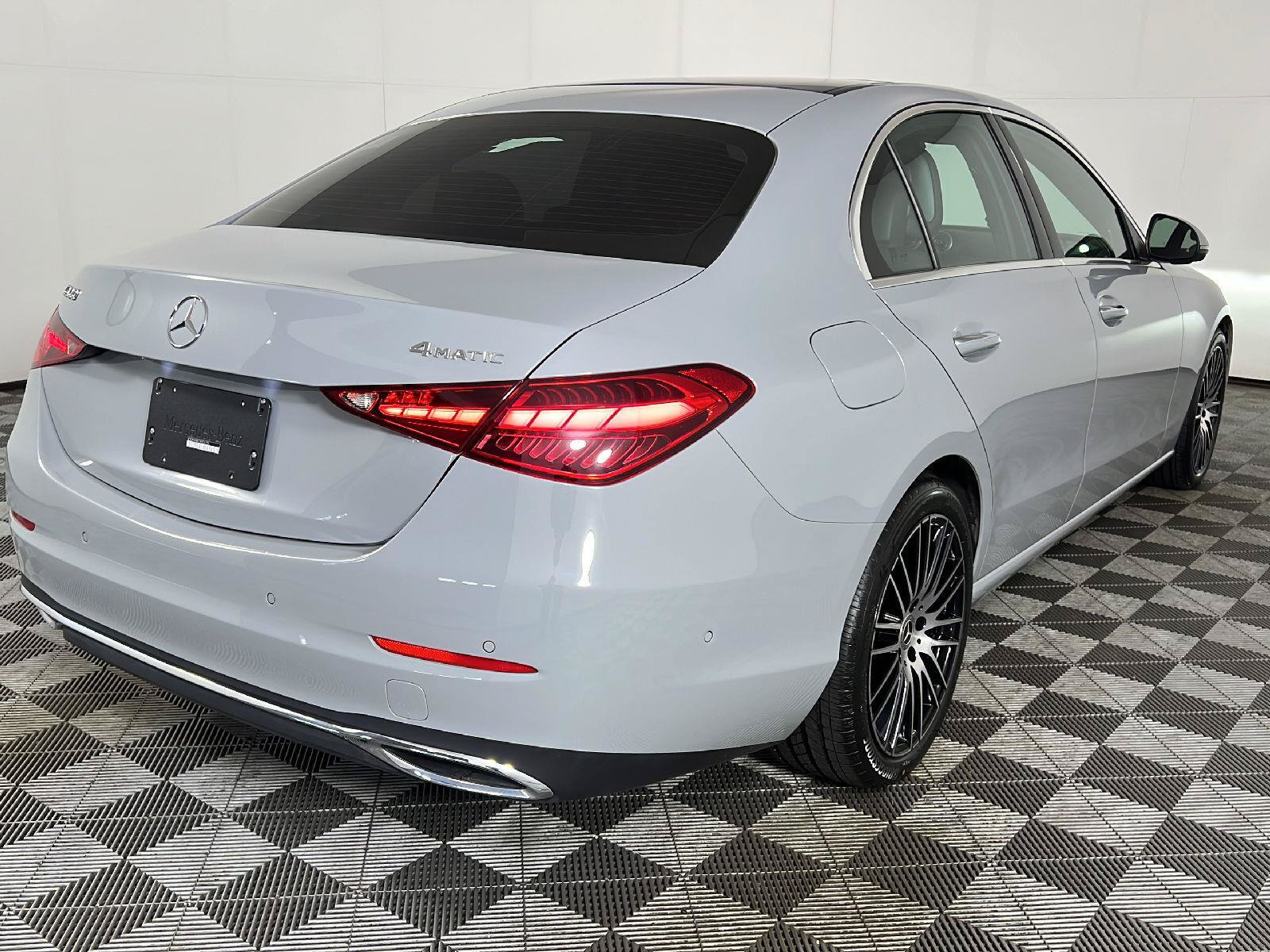 Used 2026 Mercedes-Benz C 300 4MATIC Sedan image 36