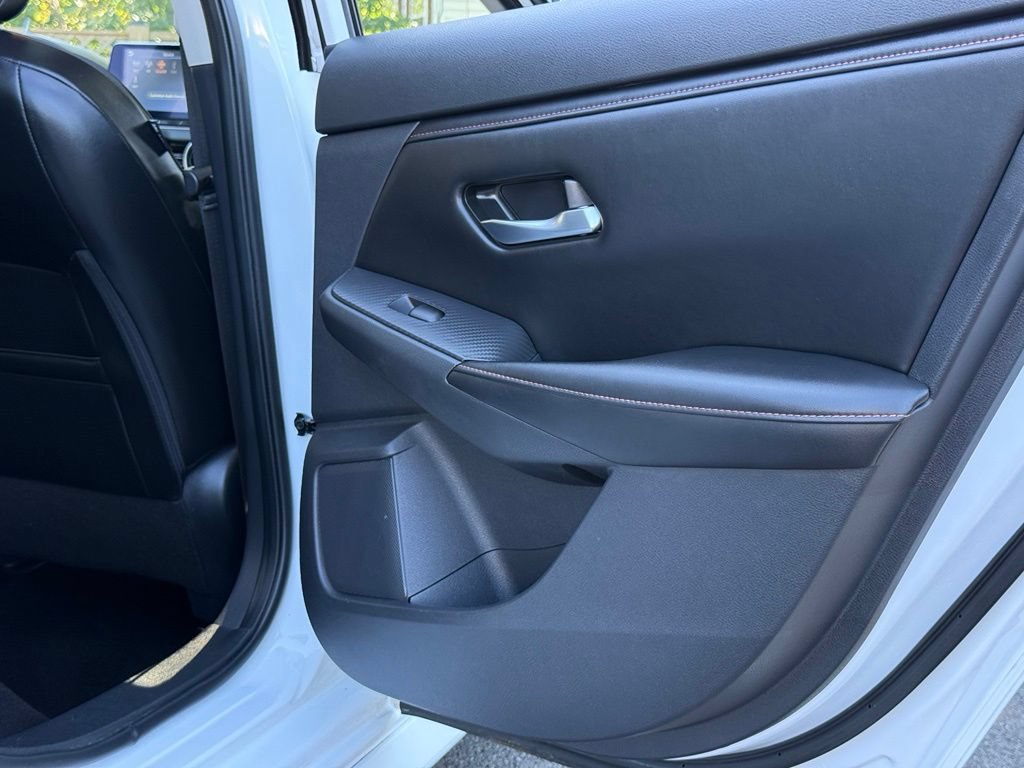 Used 2022 Nissan Sentra SR w/ SR Premium Package FWD image 35