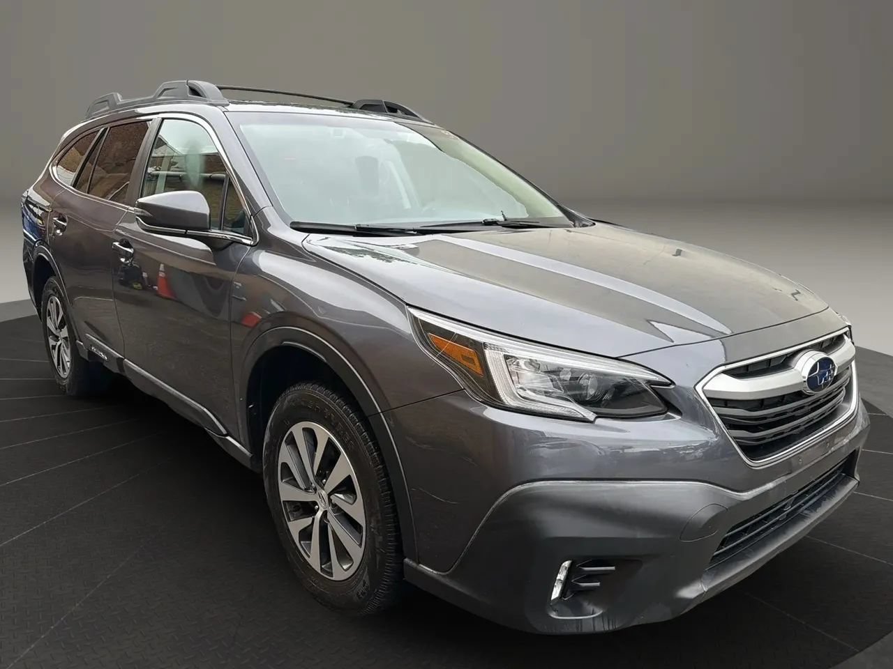 Used 2020 Subaru Outback Premium AWD/4WD image 3