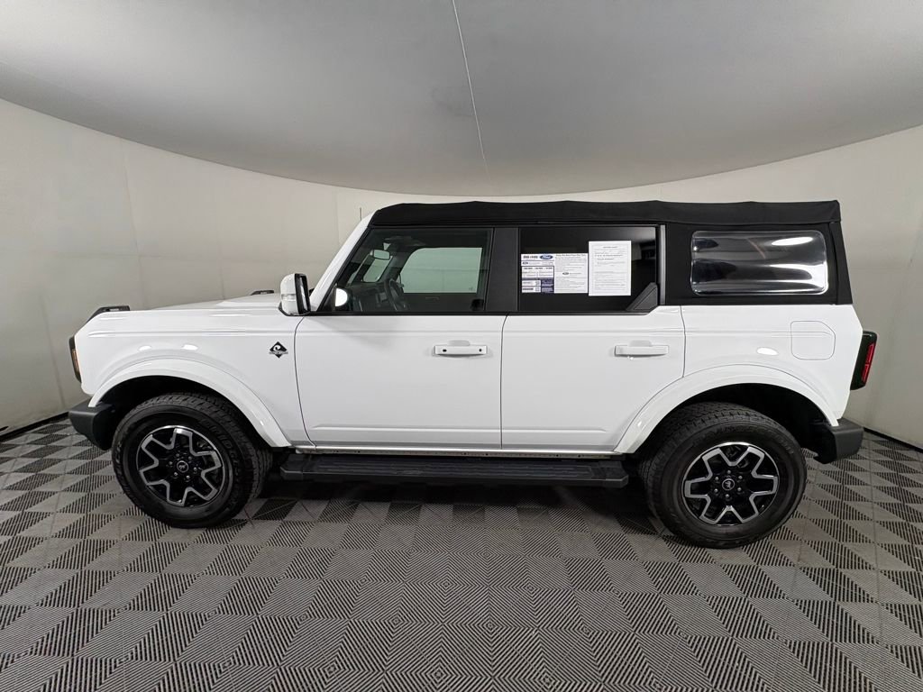 Used 2022 Ford Bronco Outer Banks AWD/4WD image 4