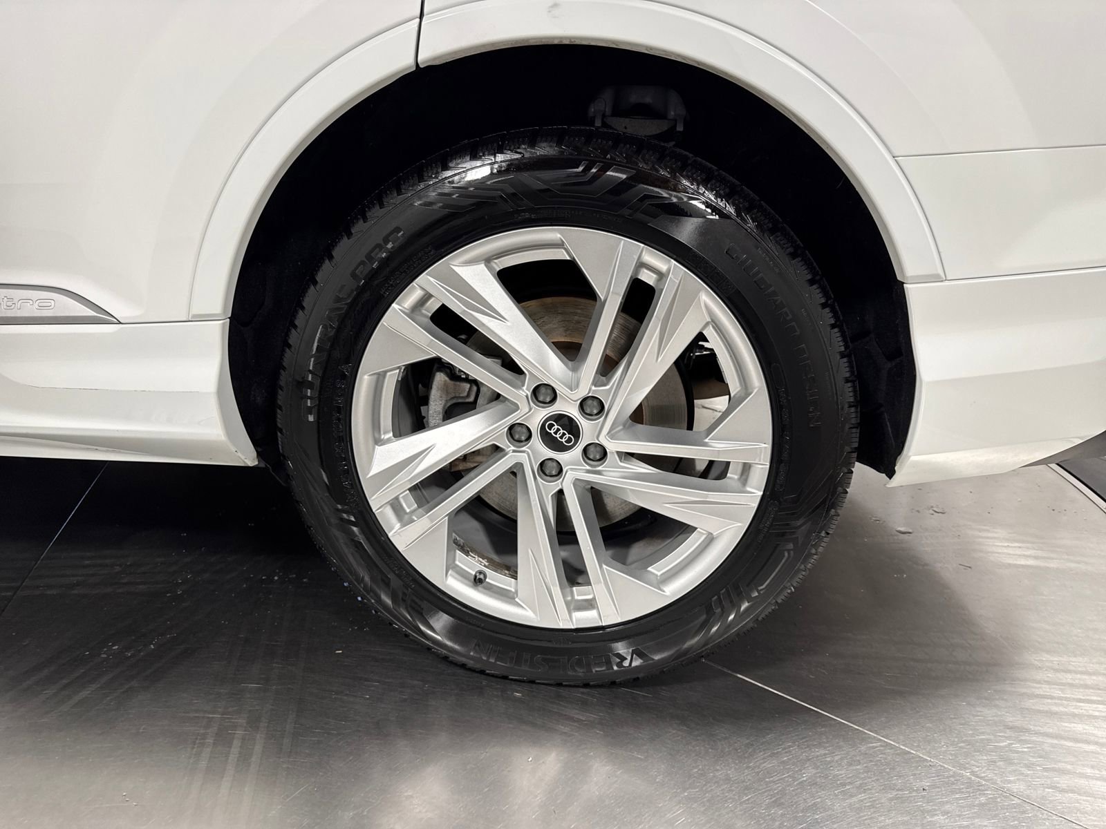 Used 2021 Audi Q7 3.0T Premium Plus image 12