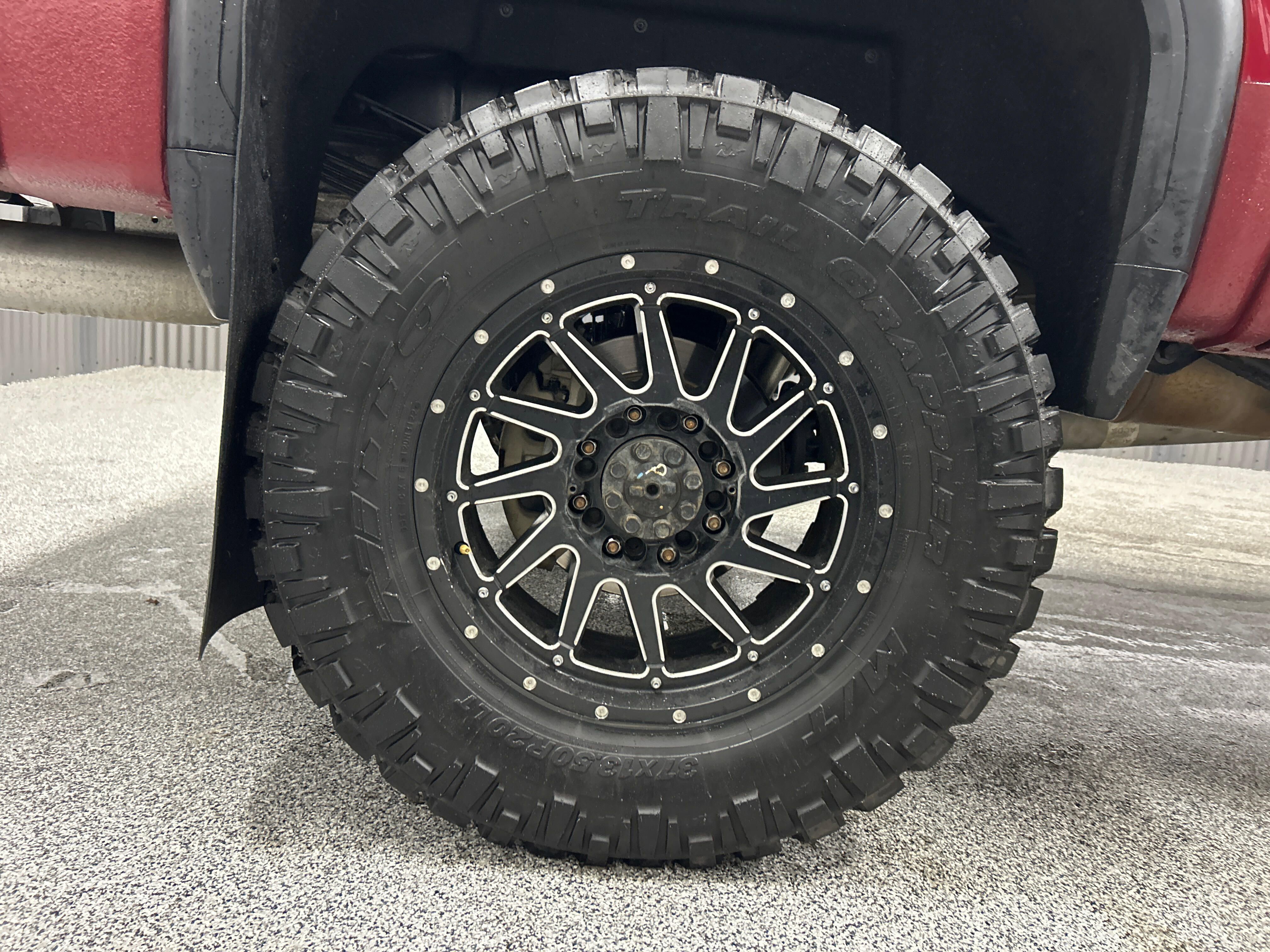 Used 2022 GMC Sierra 3500 Denali w/ Denali Ultimate Package image 7