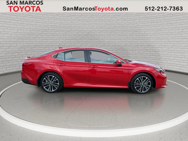 Used 2026 Toyota Camry XLE image 4