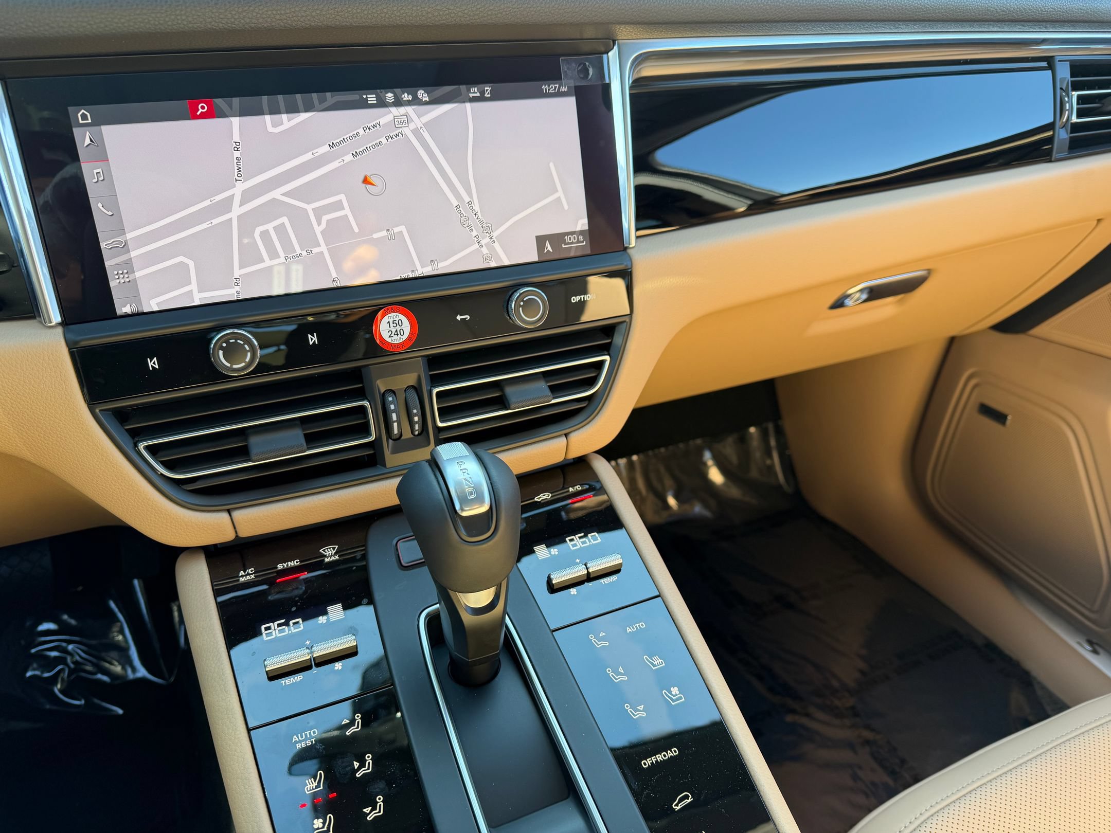 New 2026 Porsche Macan S AWD/4WD image 26