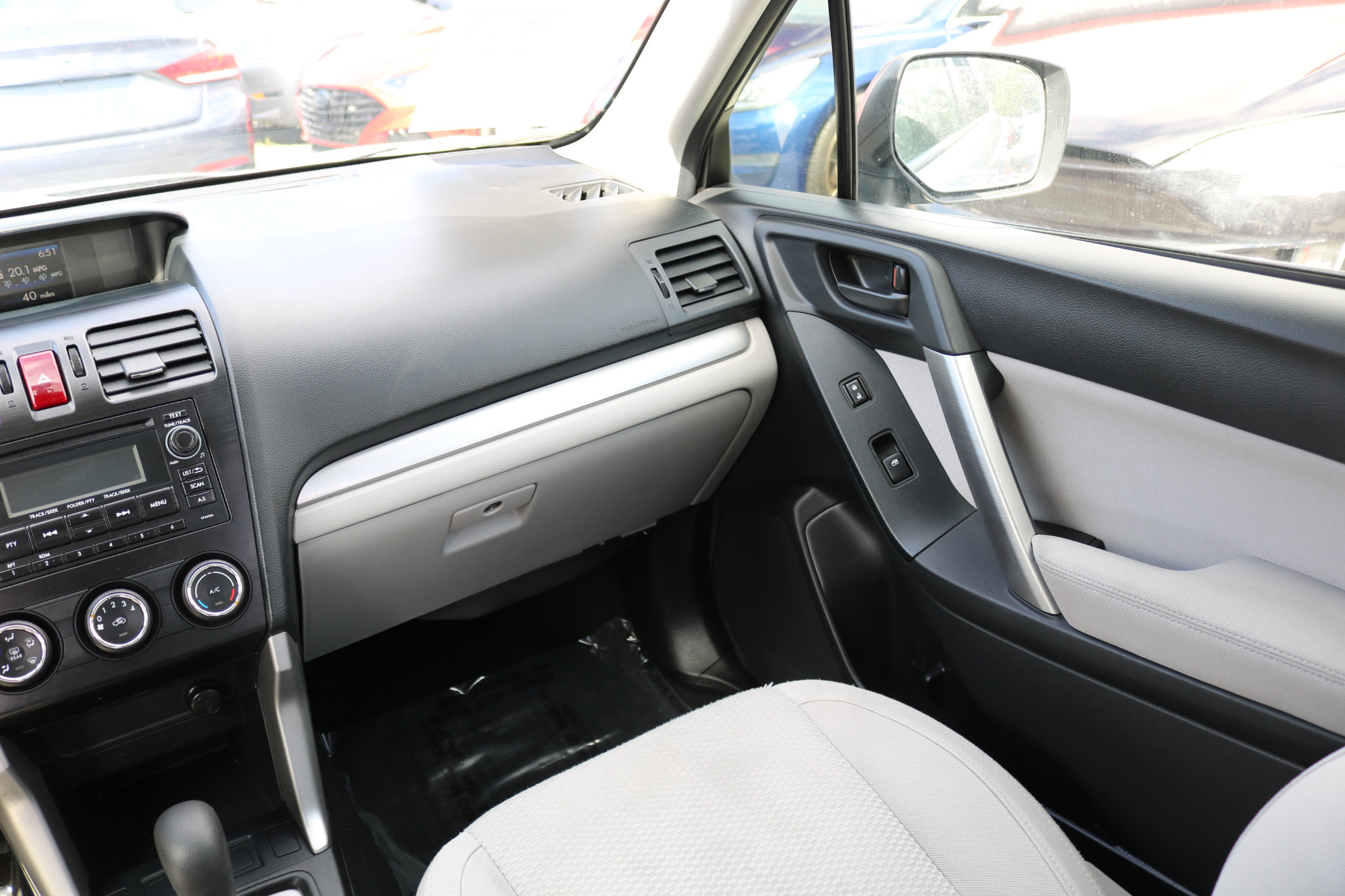 Used 2015 Subaru Forester 2.5i w/ Alloy Wheel Package image 28