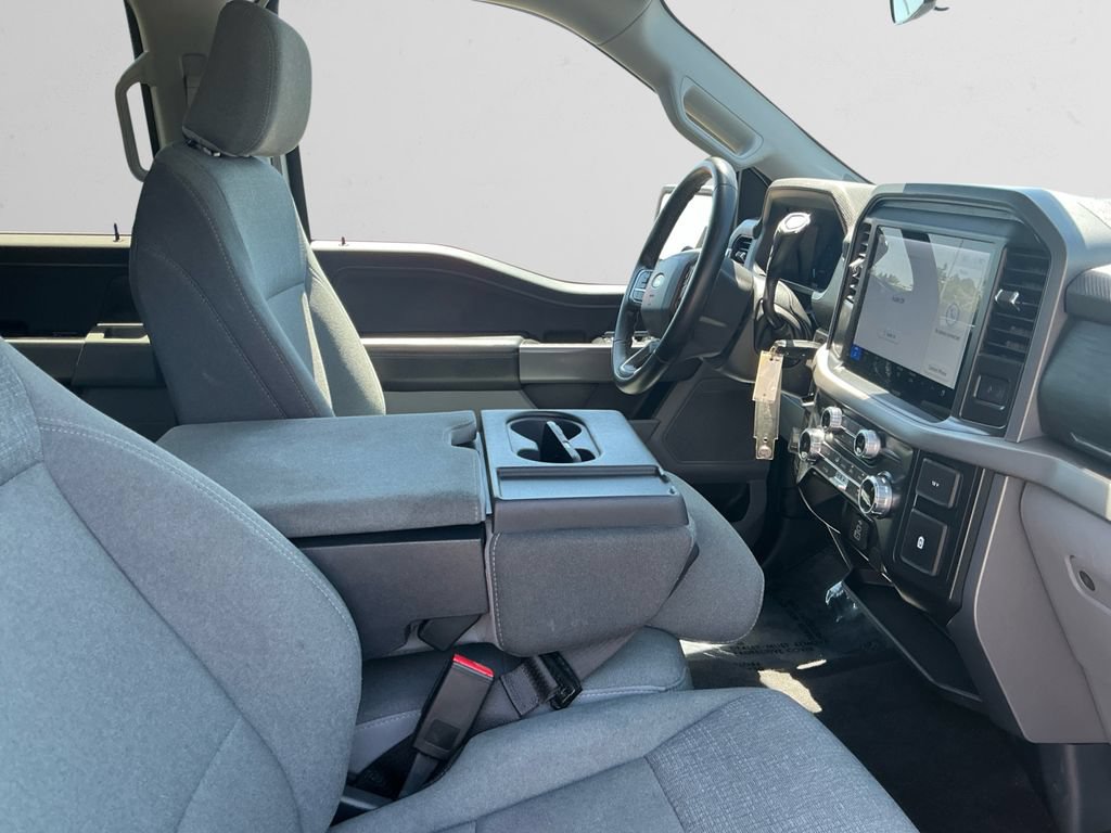 Used 2025 Ford F150 XLT w/ Equipment Group 301A Standard AWD/4WD image 15