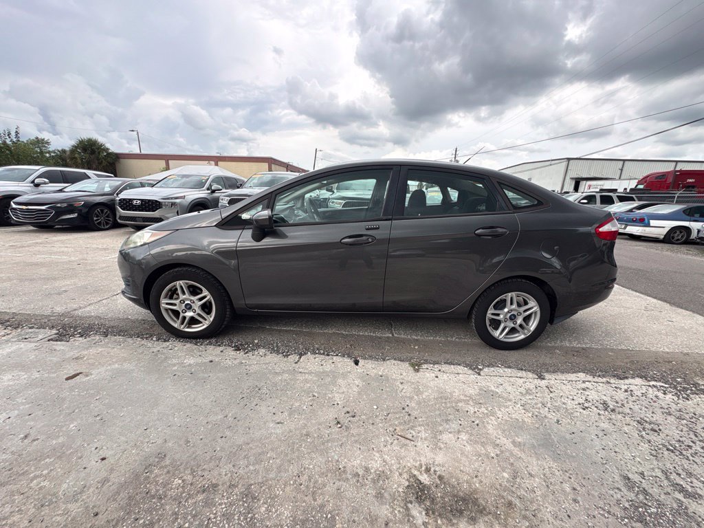 Used 2017 Ford Fiesta SE FWD image 6