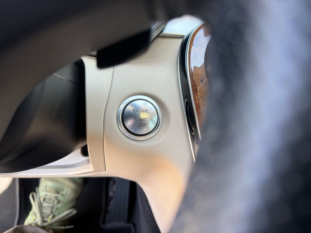 Used 2015 Mercedes-Benz C 300 4MATIC Sedan image 30