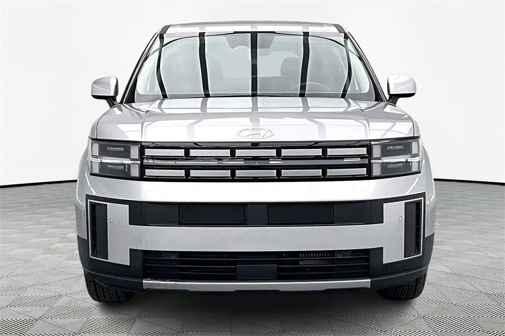 Used 2025 Hyundai Santa Fe SE image 3