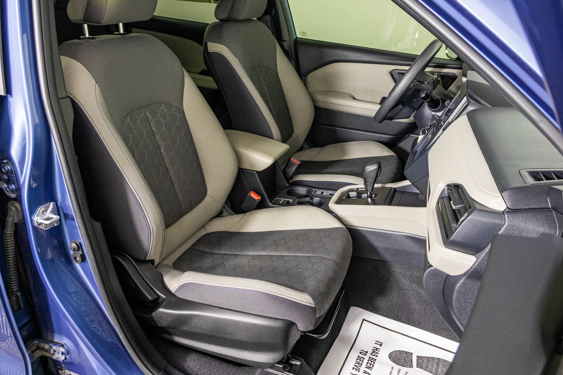 Used 2025 Subaru Forester AWD/4WD image 42