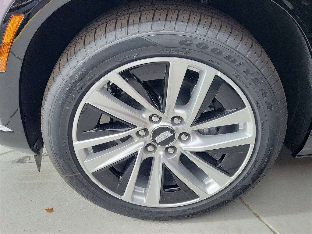 New 2026 Cadillac Vistiq Luxury image 6