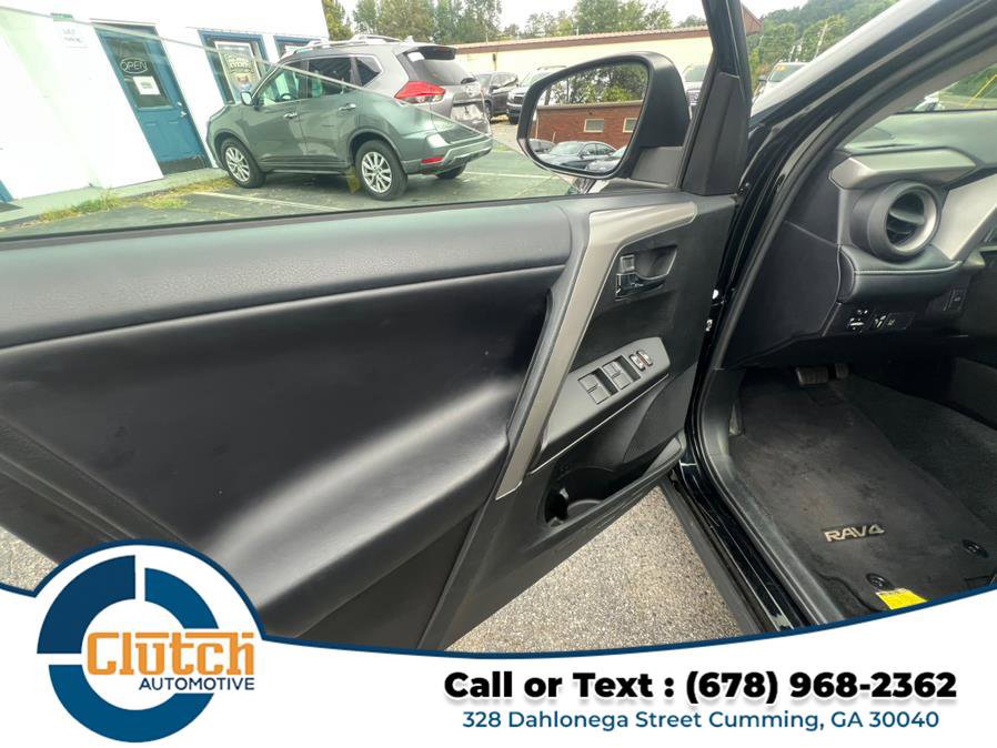 Used 2018 Toyota RAV4 XLE image 14