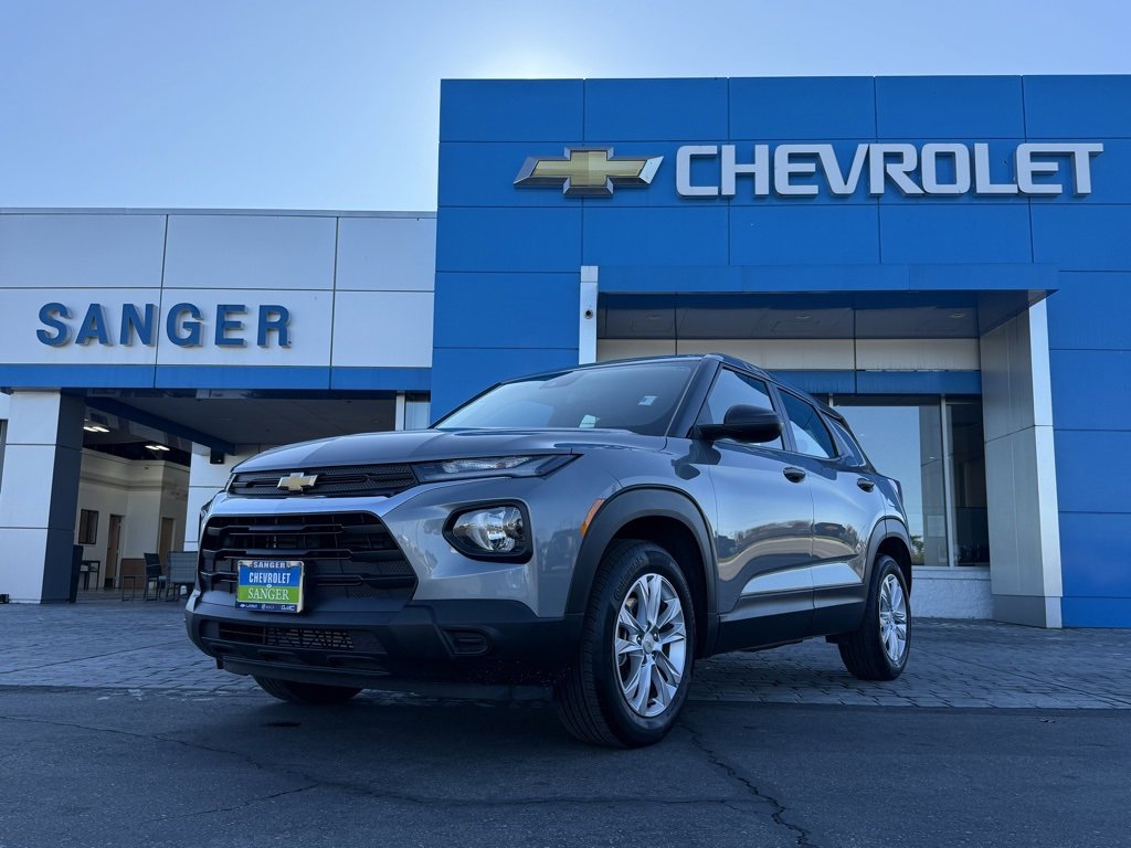 Used 2023 Chevrolet TrailBlazer LS image 2