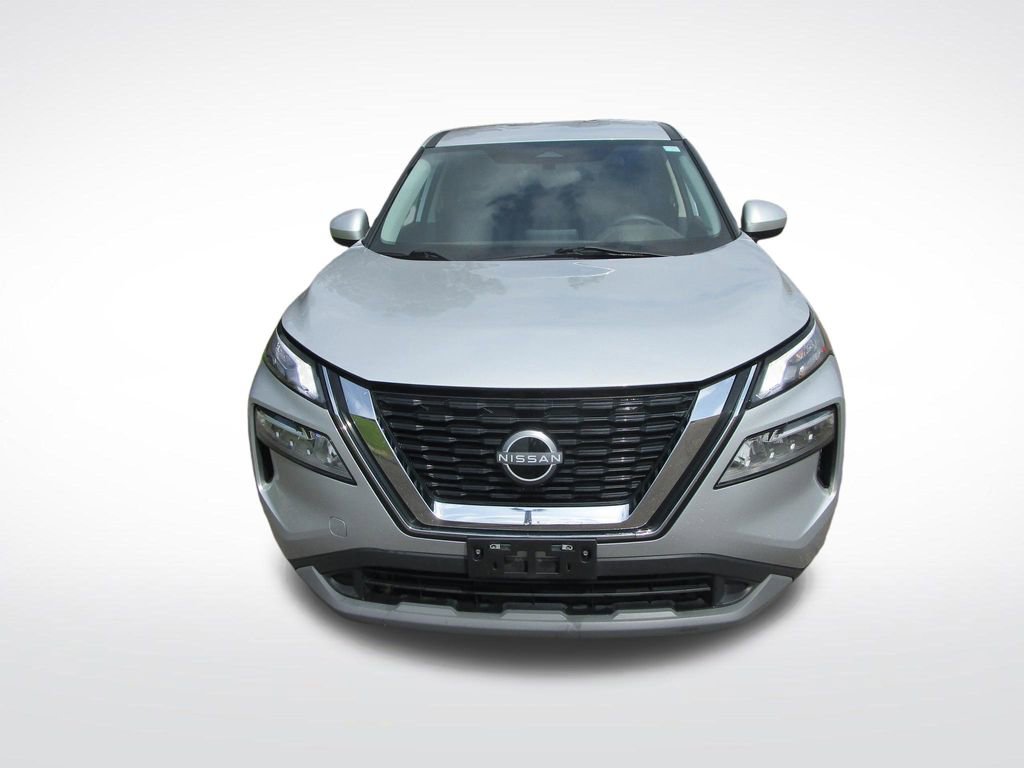 Used 2023 Nissan Rogue SV image 4