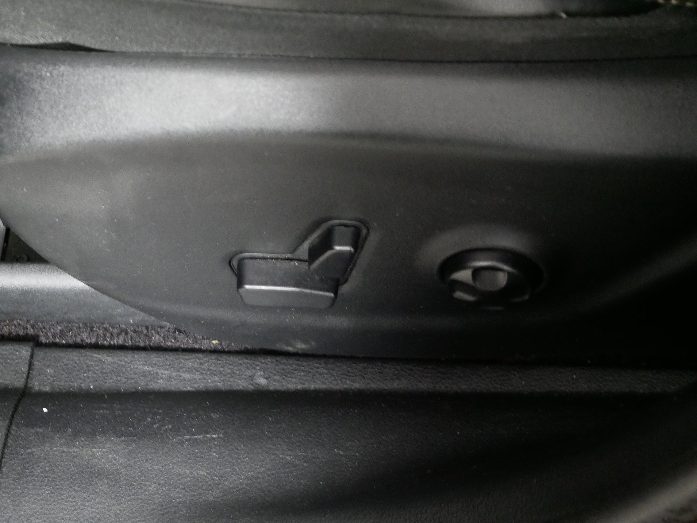 Used 2016 Jeep Cherokee Limited w/ Trailer Tow Group image 20