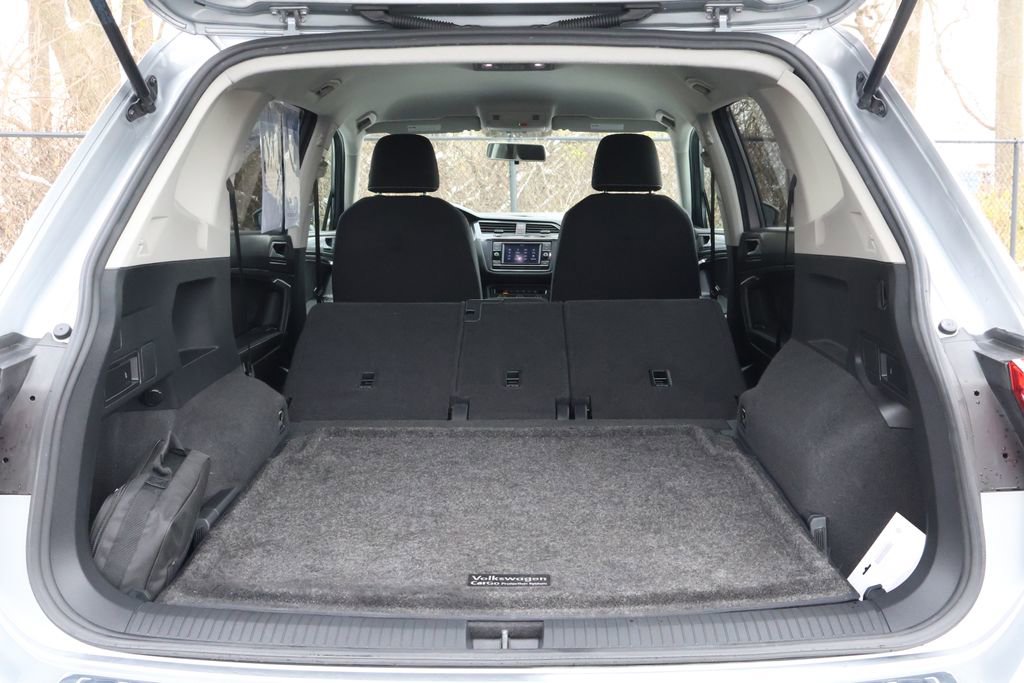Used 2022 Volkswagen Tiguan S image 49