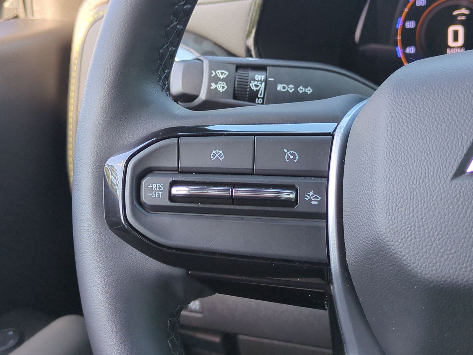 Used 2024 Chevrolet Colorado ZR2 w/ ZR2 Convenience Package III AWD/4WD image 19