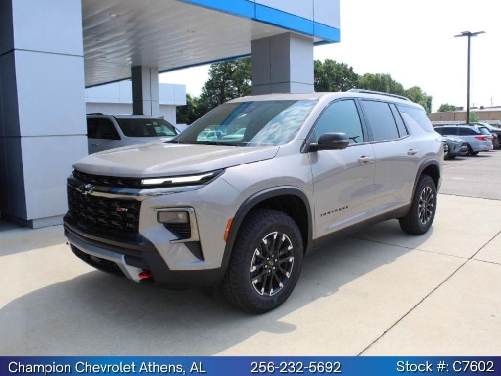New 2026 Chevrolet Traverse Z71 w/ Driver Confidence Package AWD/4WD image 1