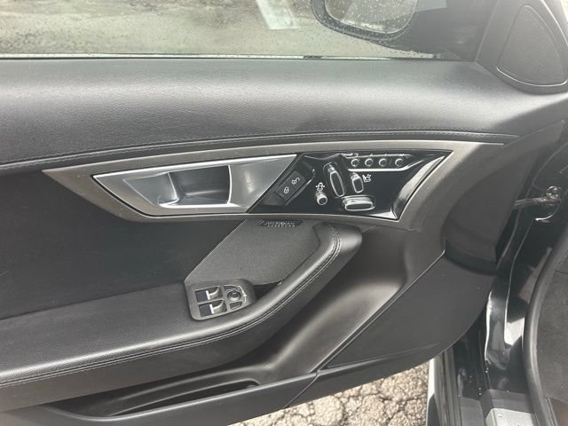 Used 2016 Jaguar F-TYPE S AWD/4WD image 22