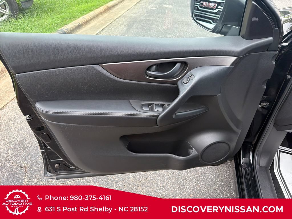 Certified 2020 Nissan Rogue Sport S w/ Appearance Package AWD/4WD image 10