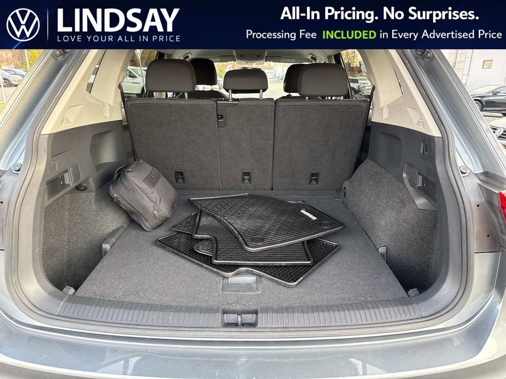 Used 2018 Volkswagen Tiguan S image 12