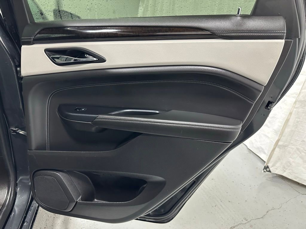 Used 2015 Cadillac SRX Performance w/ Driver Awareness Package image 44